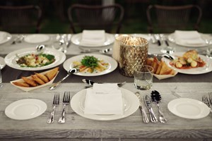VIP Dinner at Abdelmonem Alserkal’s Home Garden. FIELD MEETING Take 6: Thinking Collections (25–26 January 2019). In Collaboration with Alserkal Avenue, Dubai. Courtesy Asia Contemporary Art Week (ACAW).